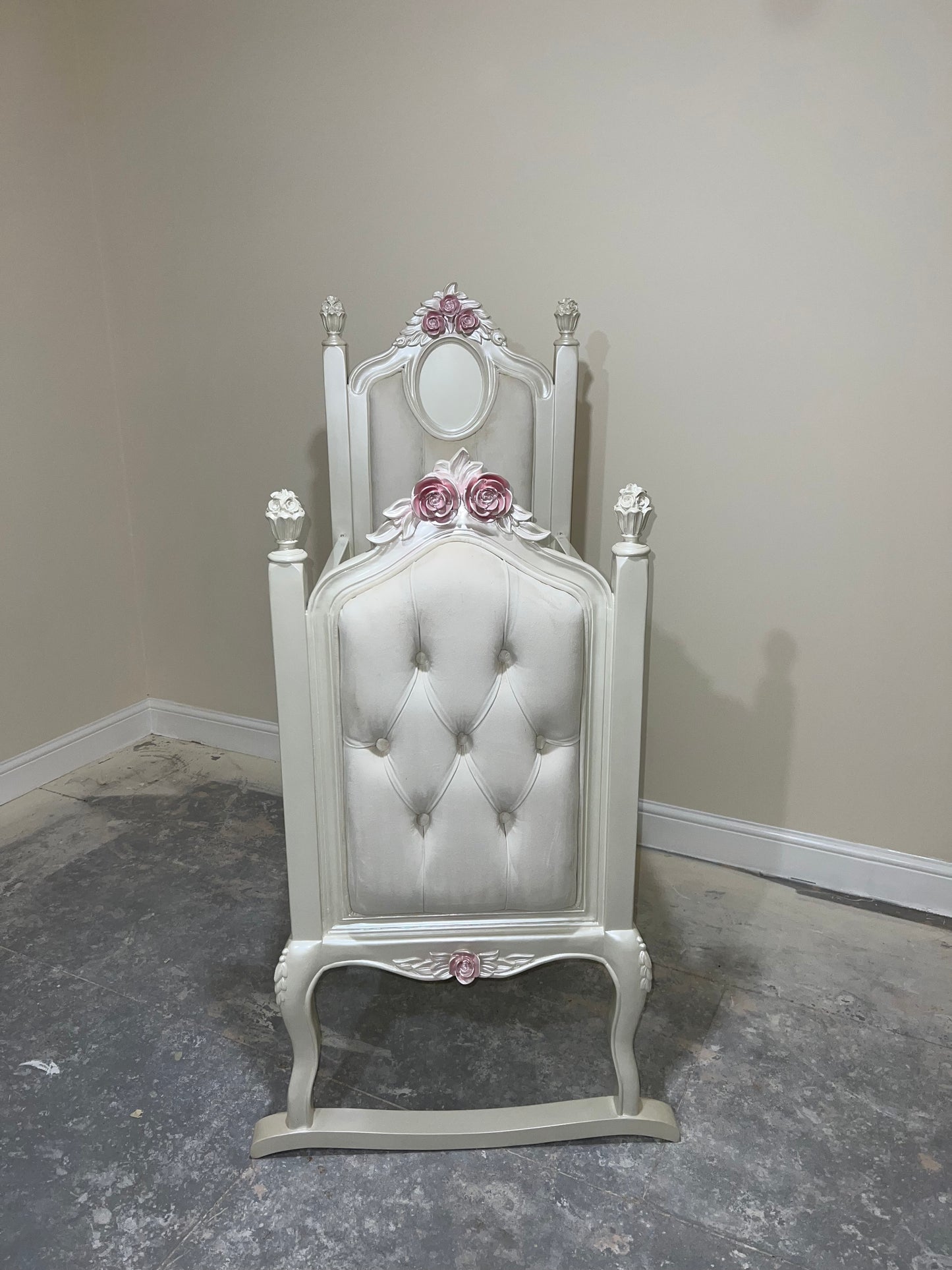 Pearl White & Pink Cradle