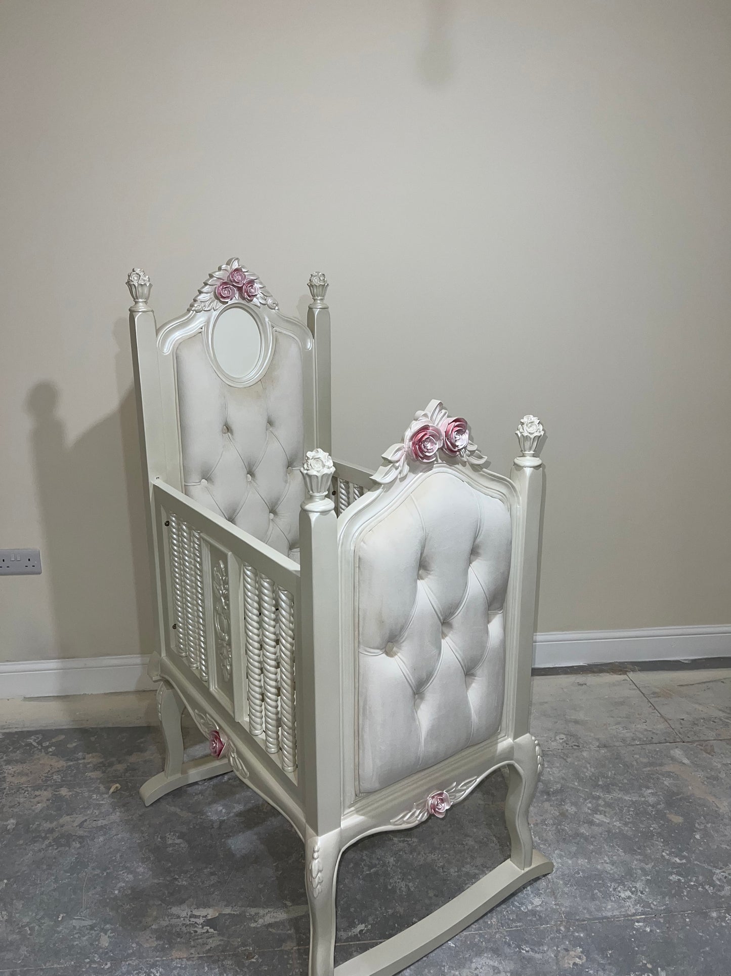 Pearl White & Pink Cradle